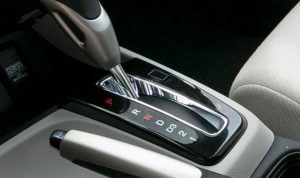 tips mengendarai mobil matic tips mengendarai mobil matic