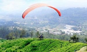 Paralayang Bukit Gantole Puncak Paralayang Bukit Gantole Puncak