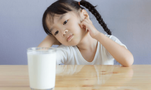 Ciri anak alergi susu sapi Ciri anak alergi susu sapi