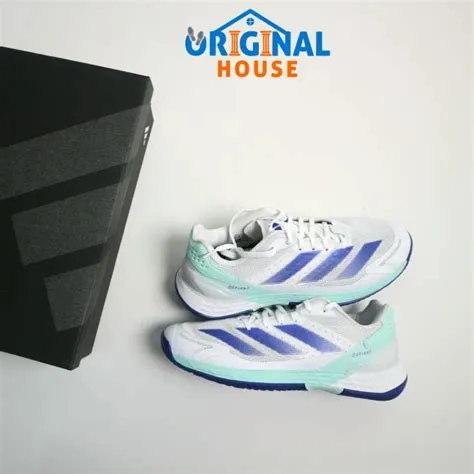 sepatu-tenis-adidas-resmi-Sepatu-Tenis