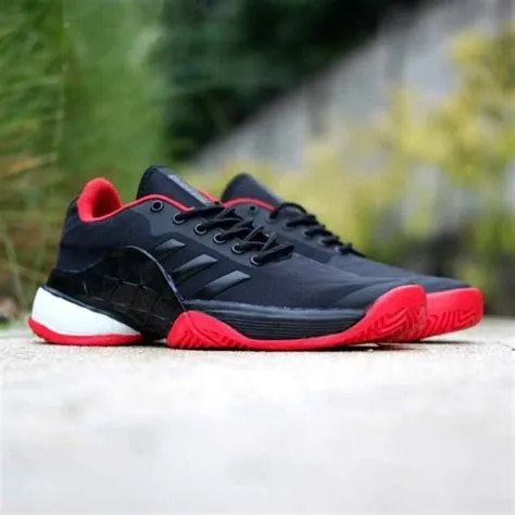 sepatu-tenis-adidas-terbaru-Sepatu-Tenis