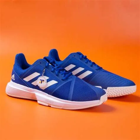sepatu-tenis-adidas-warna-biru-Sepatu-Tenis-1